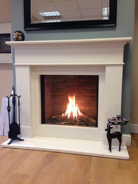 The Benefits of Gas Fireplaces: Warmth, Style, and Efficiency